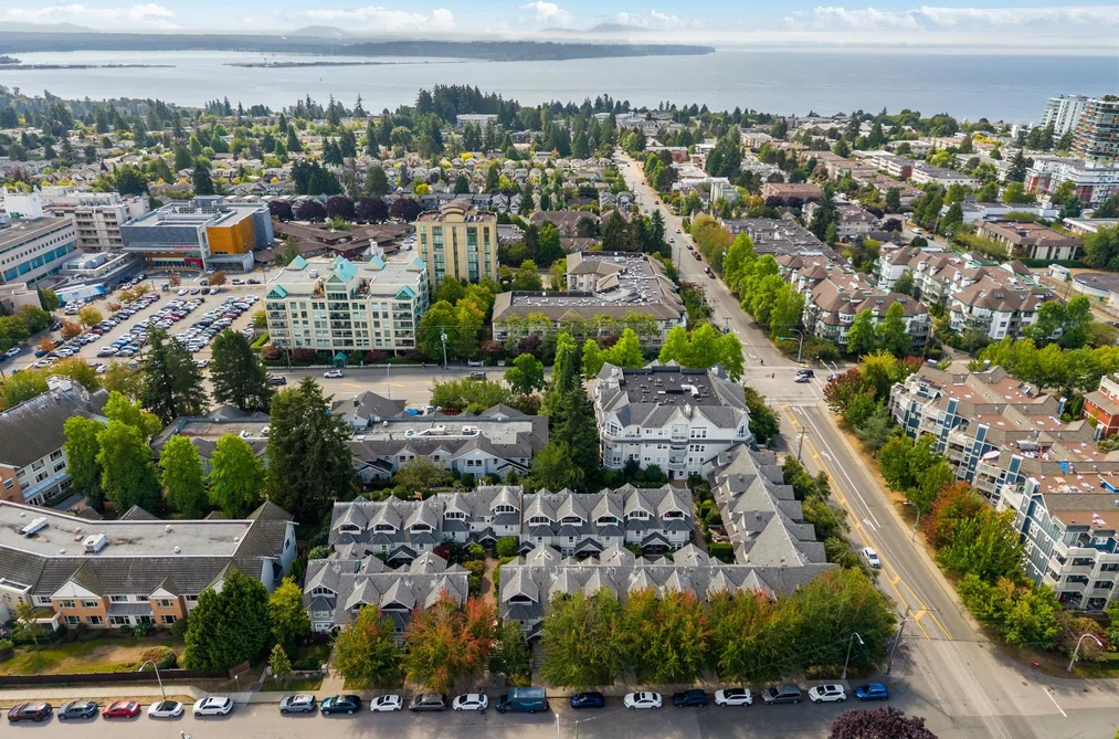 Townhouse for sale at 11 15432 16a Avenue Surrey British Columbia - MLS: R3158068