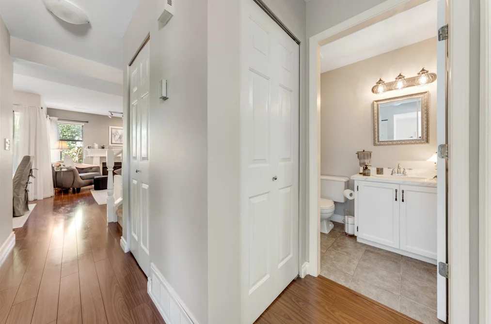 11 20681 THORNE AVENUE, Maple Ridge BC V2X 8G2, Maple Ridge BC — Residential for Sale - Photo 2