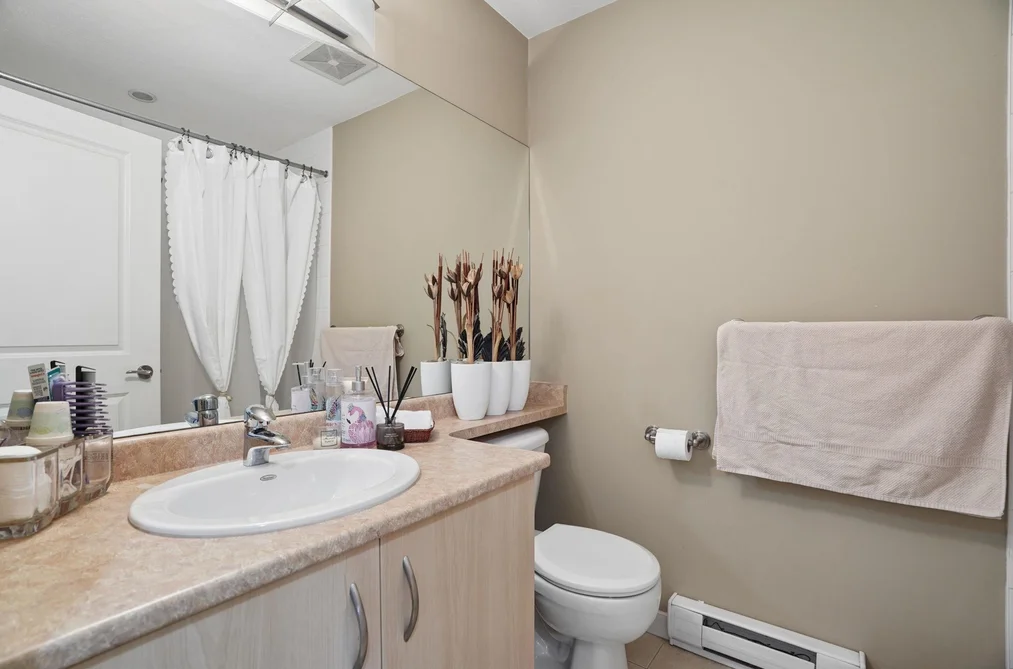 11 22380 SHARPE AVENUE, Richmond BC V6V 0A1, Richmond BC — Residential for Sale — Photo 15 of 35