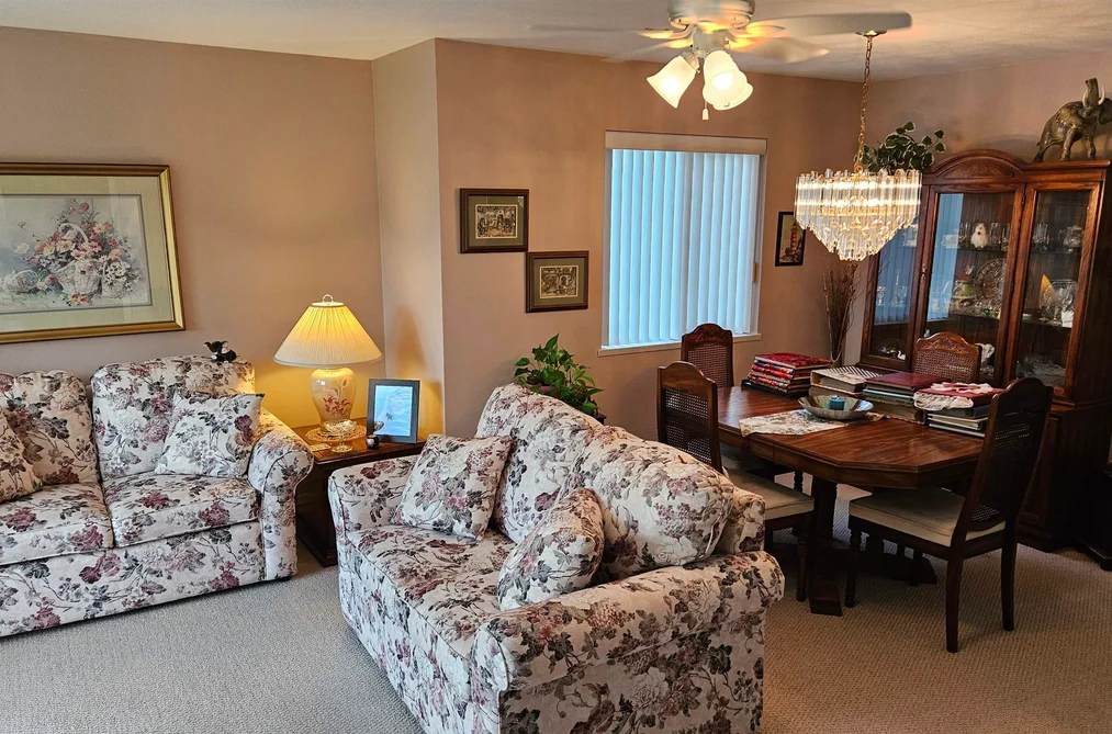 22 23580 DEWDNEY TRUNK ROAD, Maple Ridge BC V2X 0S8, Maple Ridge BC — Residential for Sale — Photo 7 of 34