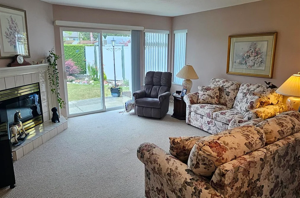 22 23580 DEWDNEY TRUNK ROAD, Maple Ridge BC V2X 0S8, Maple Ridge BC — Residential for Sale — Photo 8 of 34