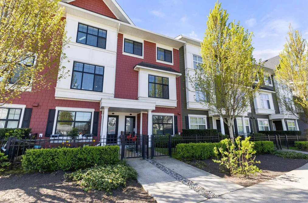 11 27735 ROUNDHOUSE DRIVE, Abbotsford BC V4X 0B9, Abbotsford BC — Residential for Sale - Photo 4