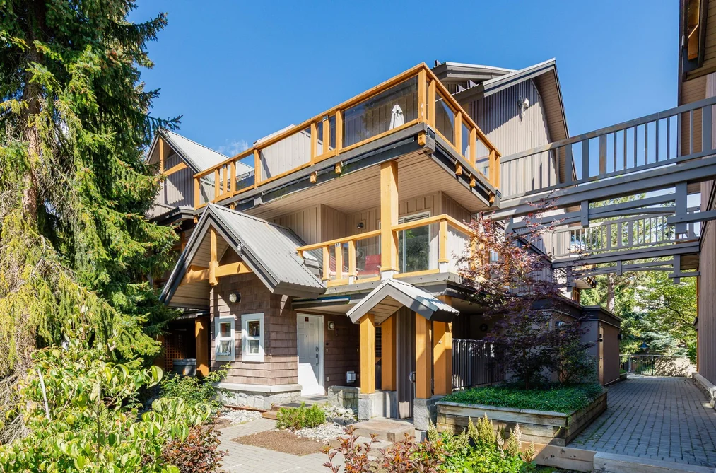 Townhouse for sale at 11 4388 Northlands Boulevard Whistler British Columbia - MLS: R3155535