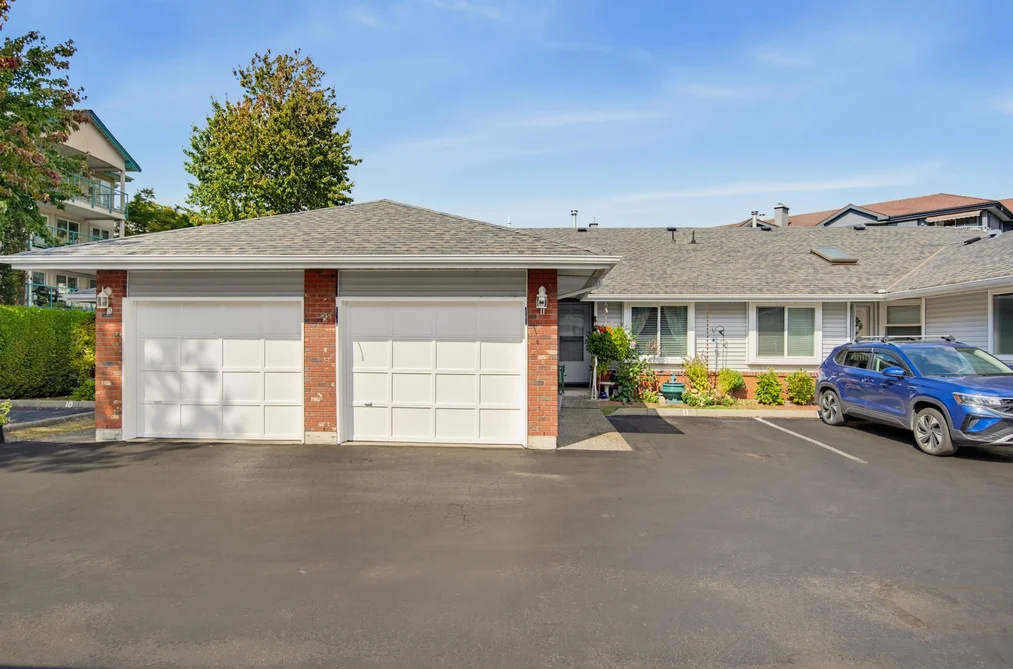 11-5365 205 Street, Langley, BC - Townhouse for Sale - Photo 2 of 35