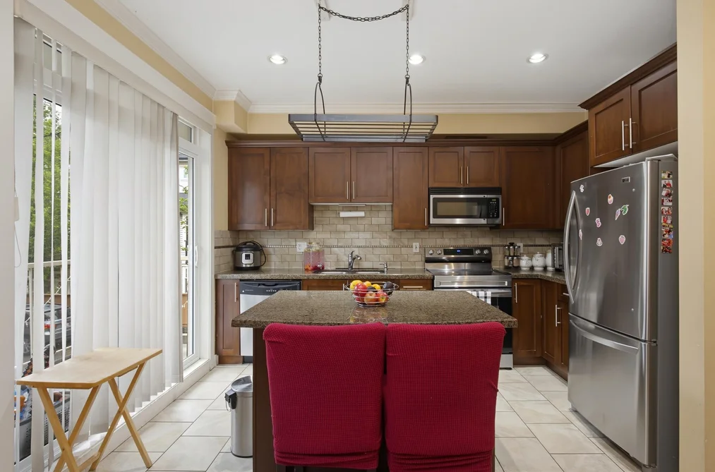 11 5623 TESKEY WAY, Chilliwack BC V2R 0K9, Chilliwack BC — Residential for Sale — Photo 4 of 33