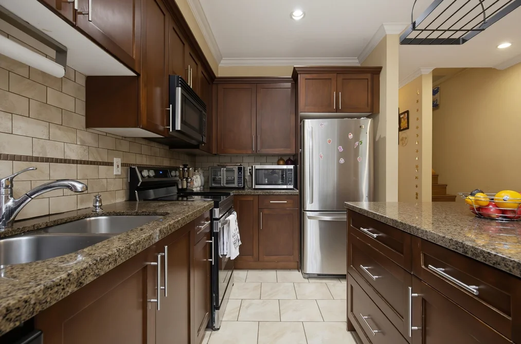 11 5623 TESKEY WAY, Chilliwack BC V2R 0K9, Chilliwack BC — Residential for Sale — Photo 7 of 33