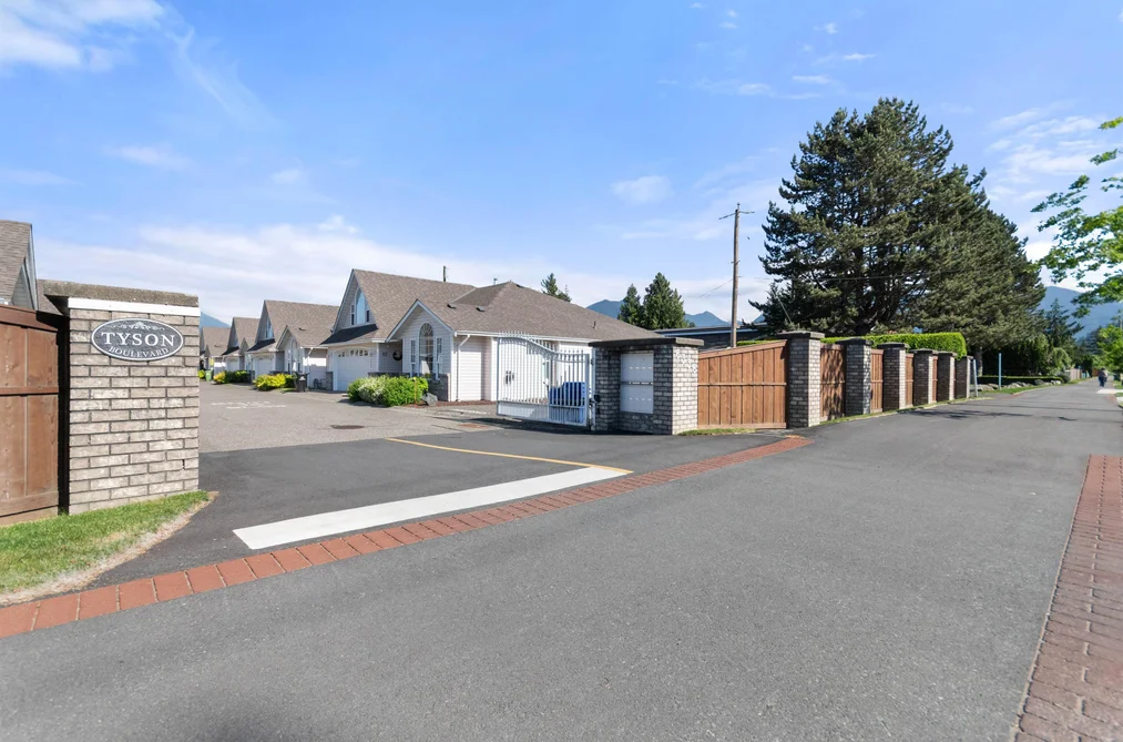 11 6336 TYSON ROAD, Chilliwack BC V2R 3X7, Chilliwack BC — Residential for Sale - Photo 2