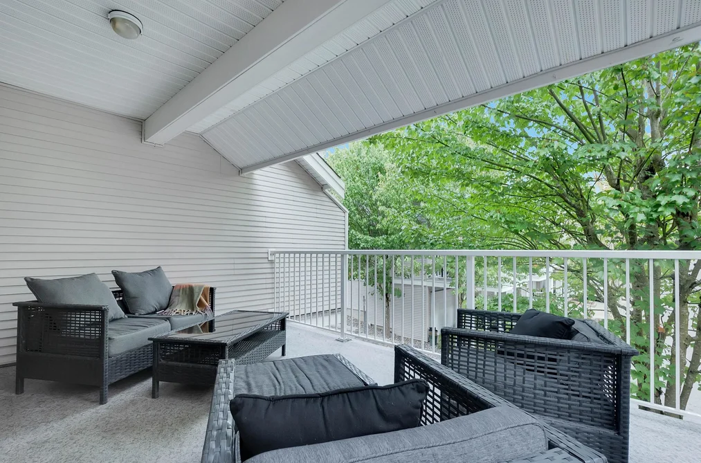 11-6555 192A Street, Surrey, BC - Townhouse for Sale - Photo 10 of 28 11-6555 192A Street, Surrey, BC - Townhouse for Sale - Photo 10 of 28