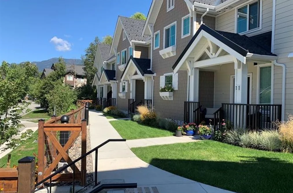 Townhouse for sale at 11 7360 Crabapple Court Pemberton British Columbia - MLS: R3090142
