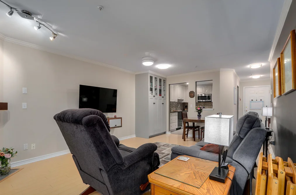 110 1150 LYNN VALLEY ROAD, North Vancouver BC V7J 1Z9, North Vancouver BC — Residential for Sale — Photo 7 of 28