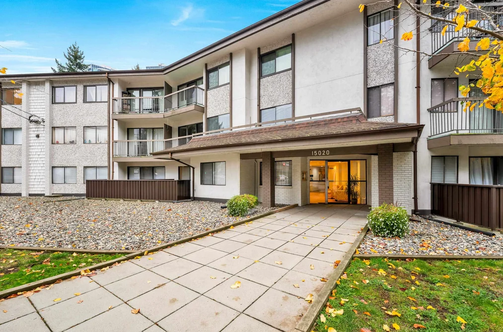 110 15020 NORTH BLUFF ROAD, White Rock BC V4B 5A4, White Rock BC — Residential for Sale - Photo 2