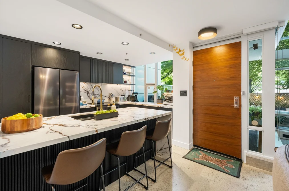 110 161 W GEORGIA STREET, Vancouver BC V6B 0K9, Vancouver BC — Residential for Sale — Photo 17 of 40