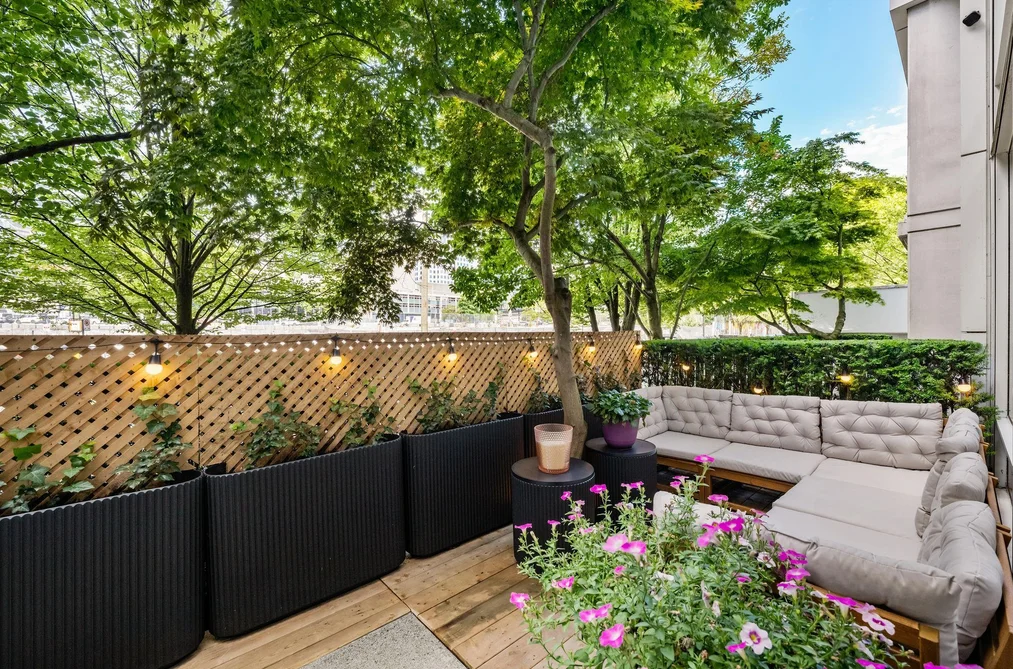110 161 W GEORGIA STREET, Vancouver BC V6B 0K9, Vancouver BC — Residential for Sale — Photo 5 of 40