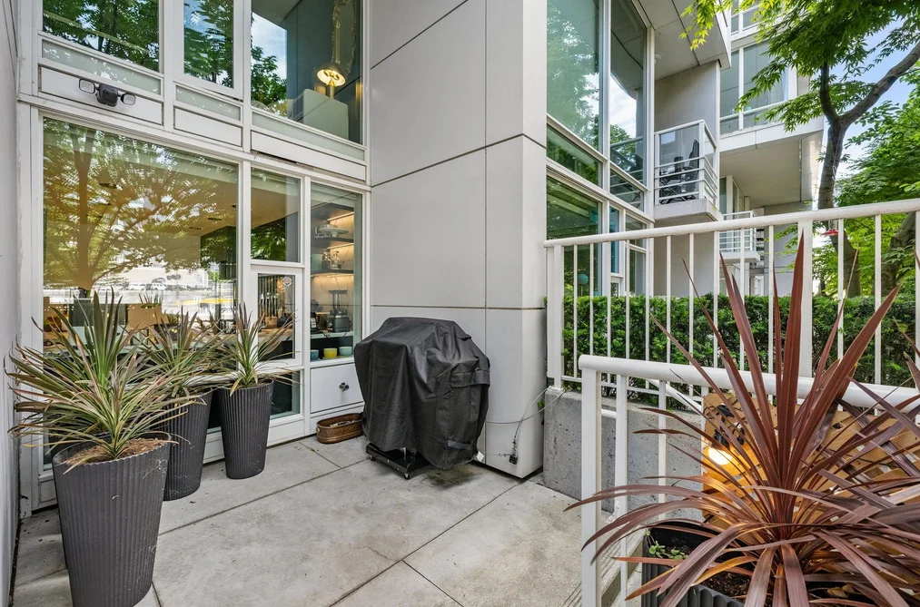 110 161 W GEORGIA STREET, Vancouver BC V6B 0K9, Vancouver BC — Residential for Sale — Photo 6 of 40