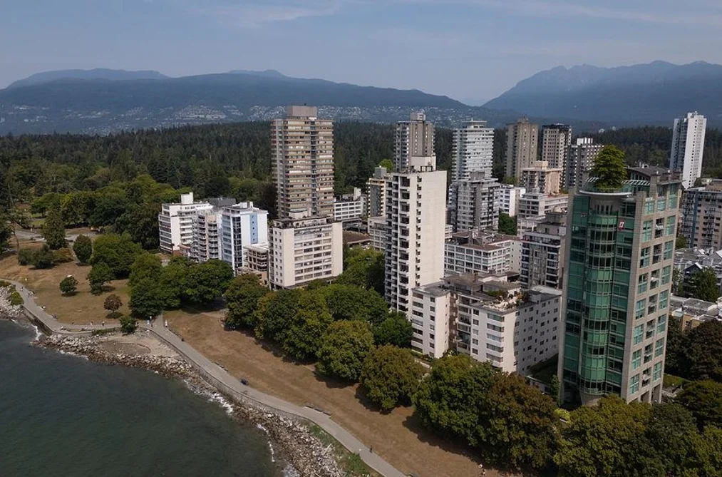 Condo for sale at 110 1975 Pendrell Street Vancouver British Columbia - MLS: R3159517