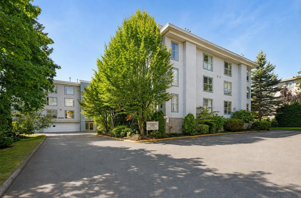 Condo for sale at 110 20350 54 Avenue Langley British Columbia - MLS: R3153349