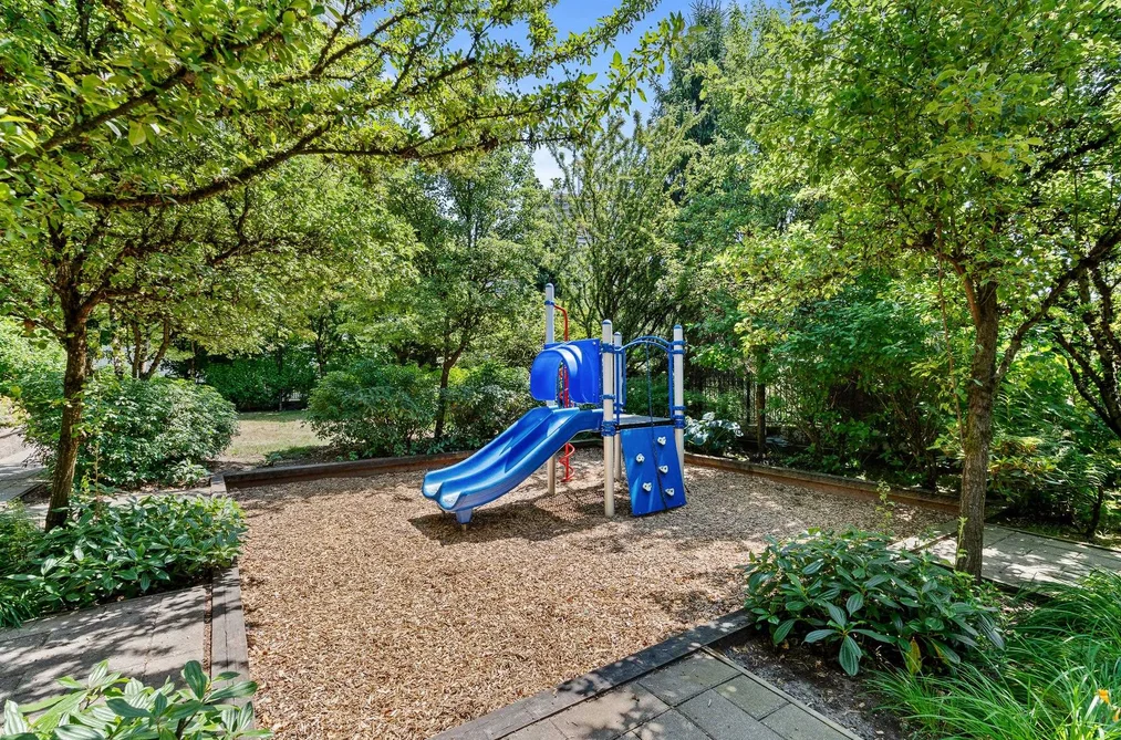 110 2088 BETA AVENUE, Burnaby BC V5C 0C8, Burnaby BC — Residential for Sale — Photo 25 of 25