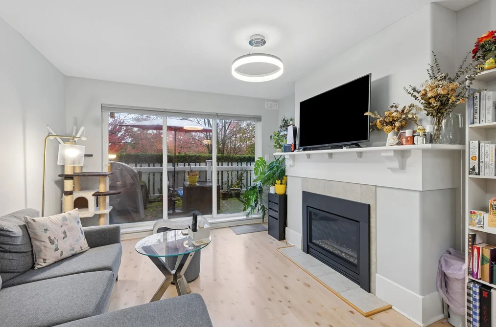 Condo for sale at 110 5900 Dover Crescent Richmond British Columbia - MLS: R3116321