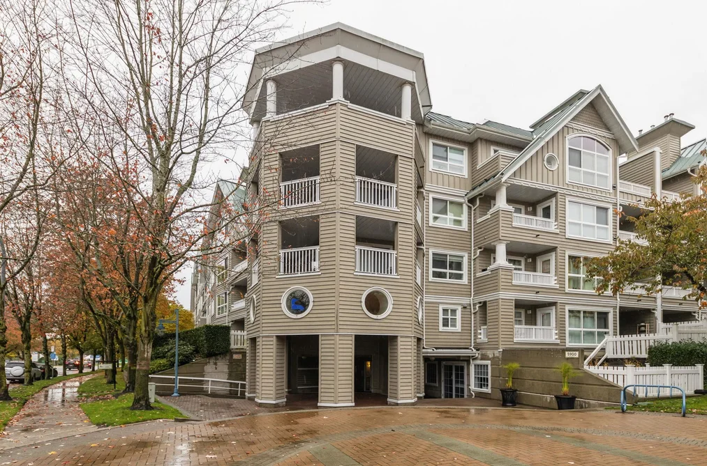 110 5900 DOVER CRESCENT, Richmond BC V7C 5R4, Richmond BC — Residential for Sale - Photo 2