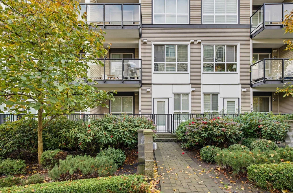 110 - 6468 195A Street, Surrey, BC - MLS: R3179704 - Photo 3 110 - 6468 195A Street, Surrey, BC - MLS: R3179704 - Photo 3
