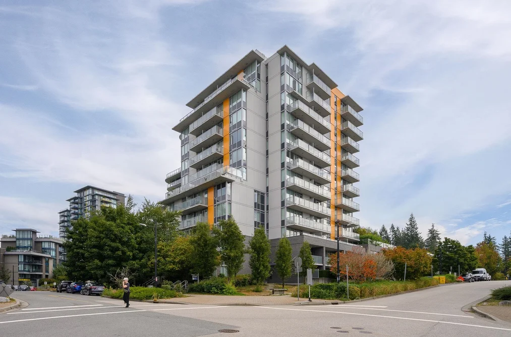 Condo for sale at 110 9025 Highland Court Burnaby British Columbia - MLS: R3157800
