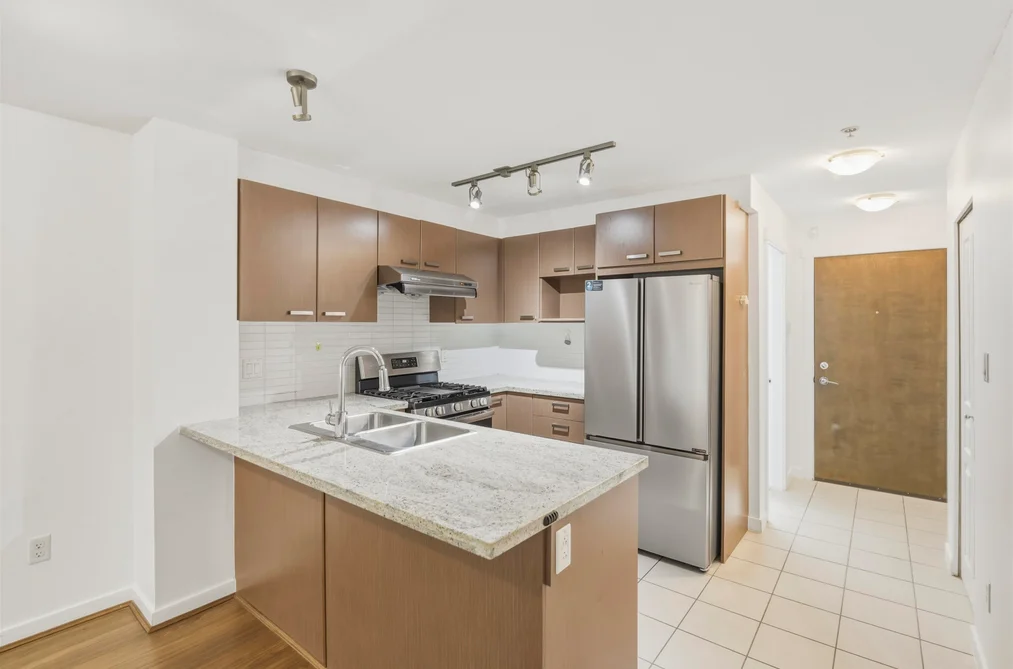 110 9399 TOMICKI AVENUE, Richmond BC V6X 0H6, Richmond BC — Residential for Sale - Photo 7