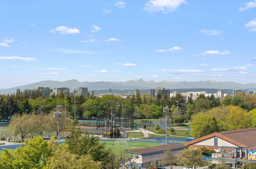 Condo for sale at 1100 7680 Granville Avenue Richmond British Columbia - MLS: R3121338