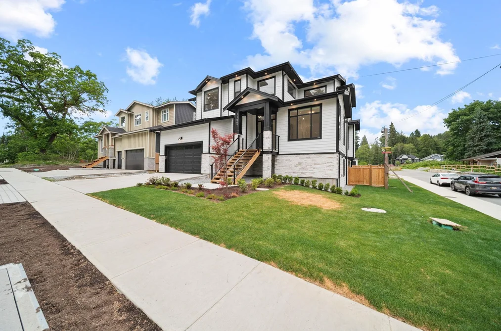 11007 244 STREET, Maple Ridge, BC — Residential for Sale — Photo 3 of 40