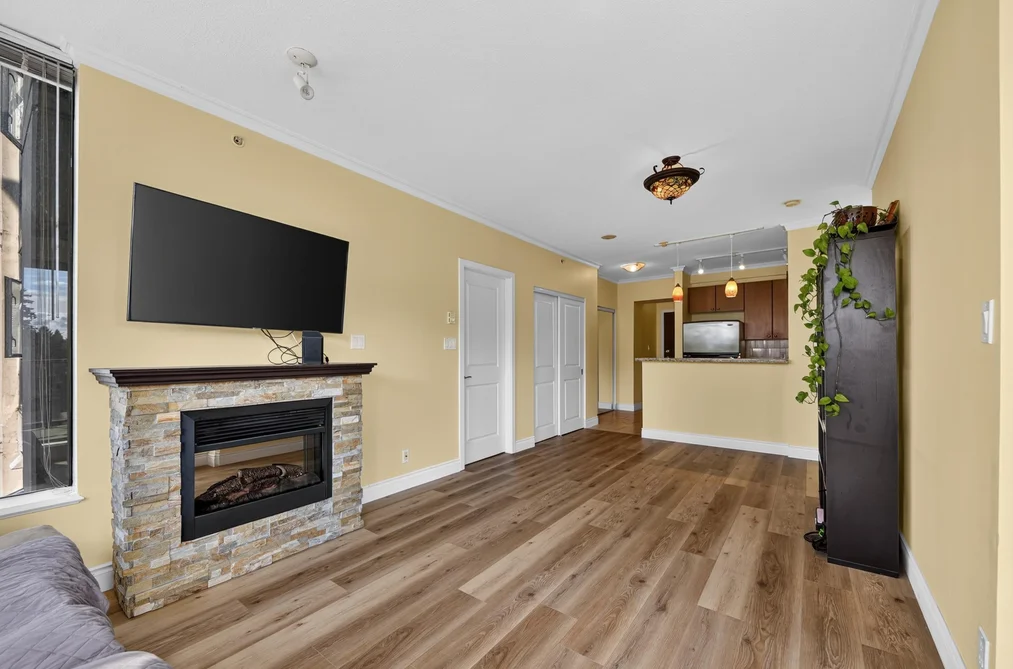 1101 11 E ROYAL AVENUE, New Westminster, BC — Residential for Sale — Photo 3 of 40