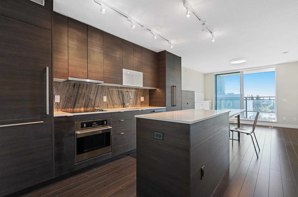 Condo for sale at 1101 13398 104 Avenue Surrey British Columbia - MLS: R3028254