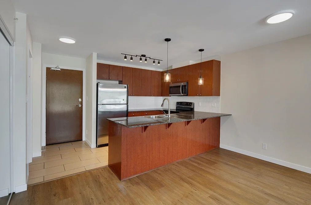 1101 610 VICTORIA STREET, New Westminster BC V3M 0A5, New Westminster BC — Residential for Sale — Photo 13 of 39
