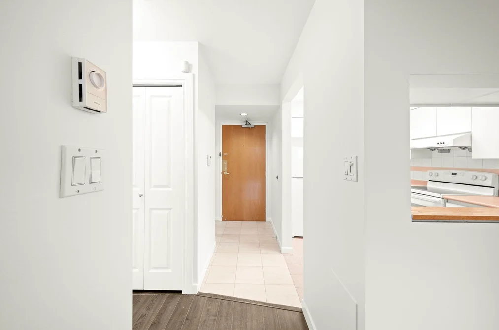 1101 9623 MANCHESTER DRIVE, Burnaby BC V3N 4Y8, Burnaby BC — Residential for Sale - Photo 5