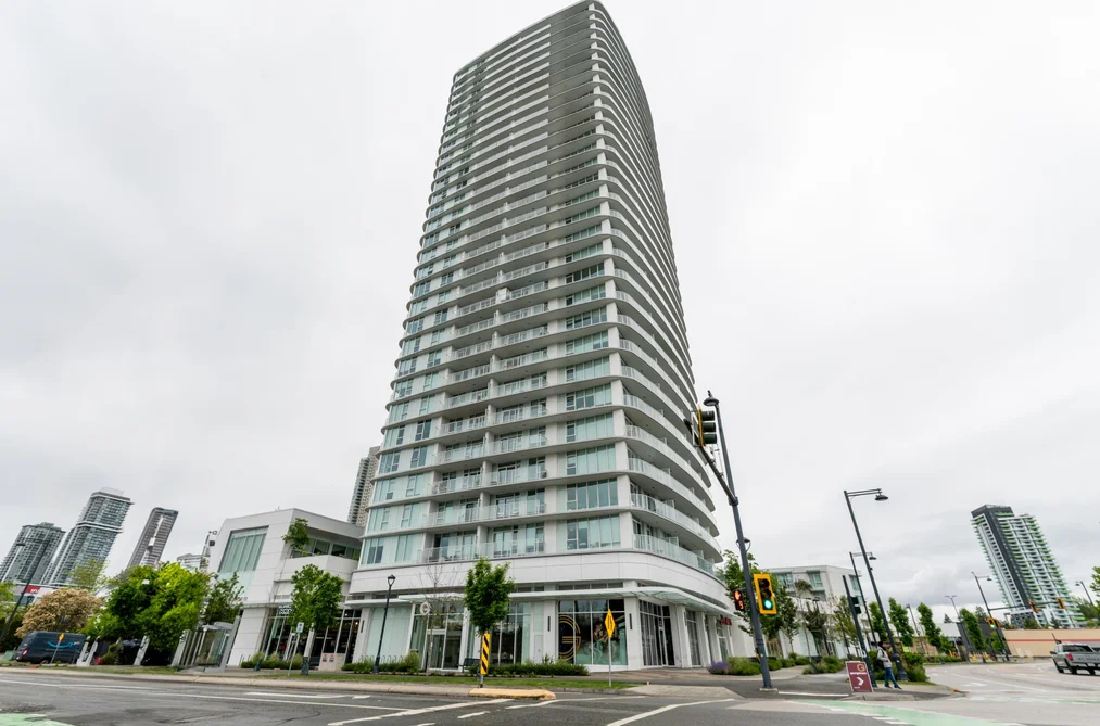 Condo for sale at 1102 13685 102 Avenue Surrey British Columbia - MLS: R3170164