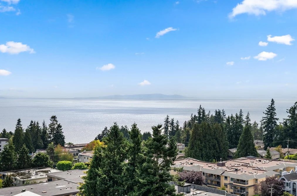 1102 1500 MARTIN STREET, White Rock BC V4B 0C2, White Rock BC — Residential for Sale - Photo 2