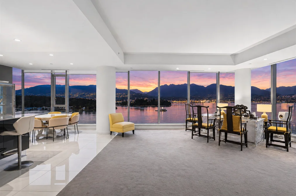 Condo for sale at 1102 277 Thurlow Street Vancouver British Columbia - MLS: R3160035