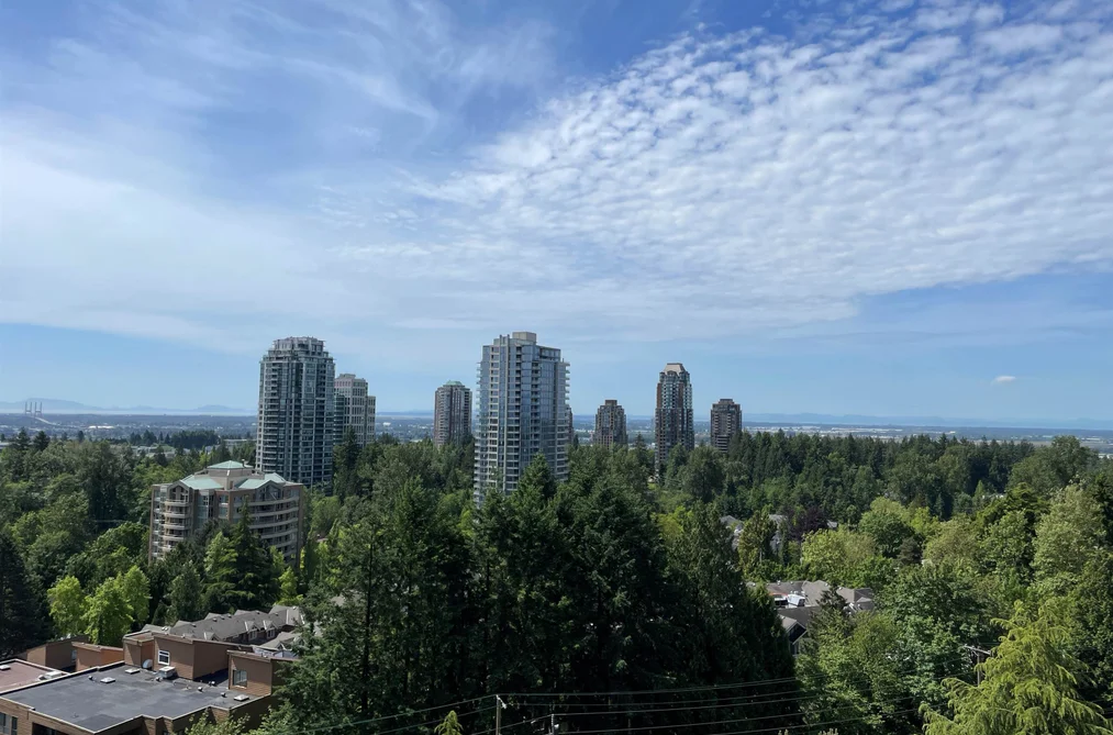 Condo for sale at 1102 7171 Beresford Street Burnaby British Columbia - MLS: R3085797