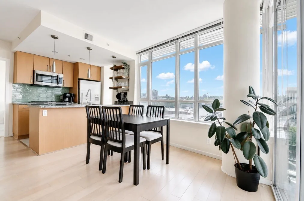 1102 89 W 2ND AVENUE, Vancouver BC V5Y 0G9, Vancouver BC — Residential for Sale — Photo 3 of 28