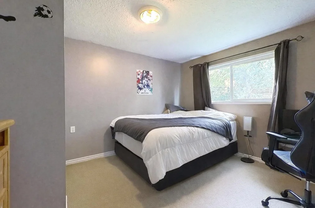 1102 GRANDVIEW ROAD, Gibsons BC V0N 1V3, Gibsons BC — Residential for Sale — Photo 27 of 37