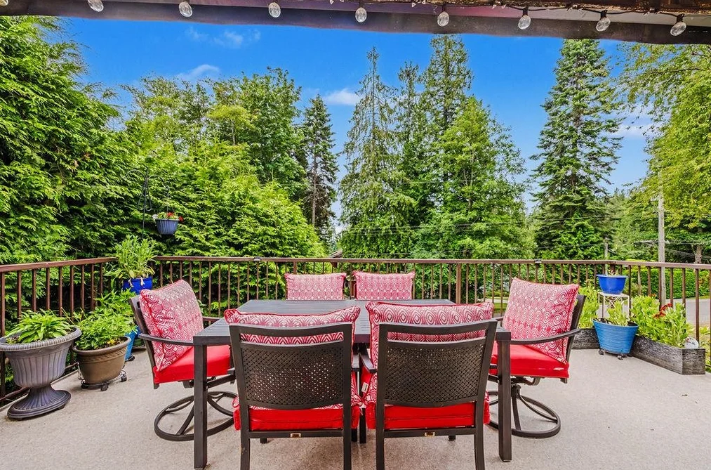 1102 GRANDVIEW ROAD, Gibsons BC V0N 1V3, Gibsons BC — Residential for Sale — Photo 32 of 37