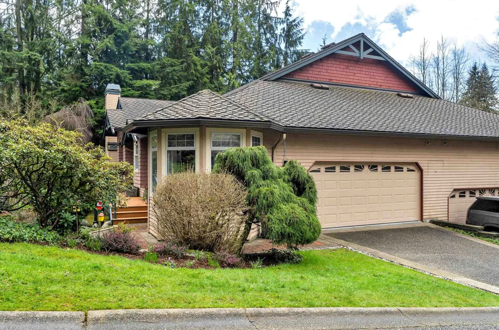 Townhouse for sale at 1102 Strathaven Drive North Vancouver British Columbia - MLS: R3124730