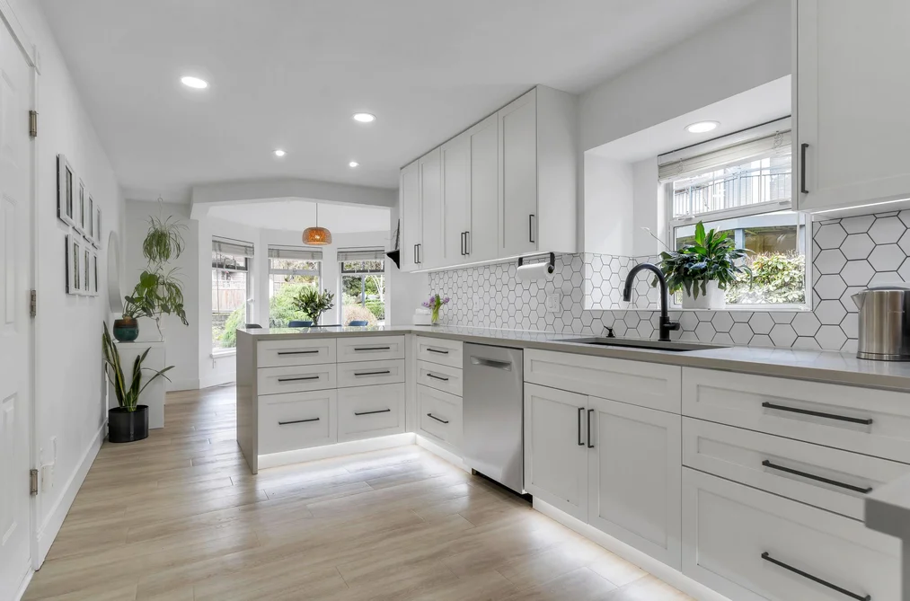 1102 STRATHAVEN DRIVE, North Vancouver BC V7H 2Z6, North Vancouver BC — Residential for Sale - Photo 5