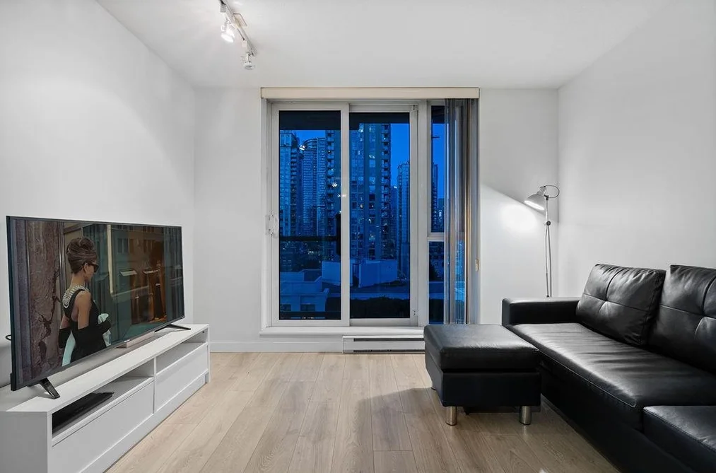 Condo for sale at 1103 1010 Richards Street Vancouver British Columbia - MLS: R3125615