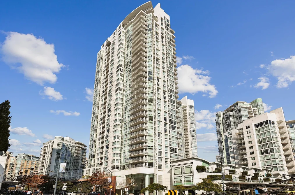 Condo for sale at 1103 1199 Marinaside Crescent Vancouver British Columbia - MLS: R3108951
