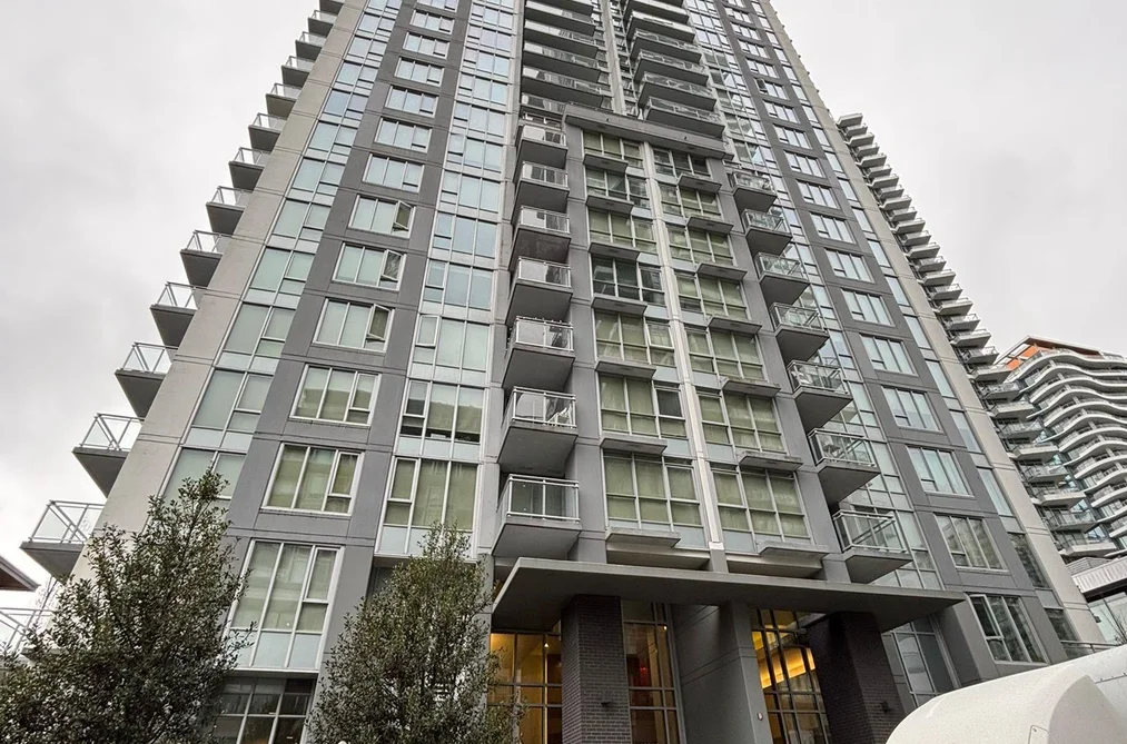 Condo for sale at 1103 13325 102a Avenue Surrey British Columbia - MLS: R3121764