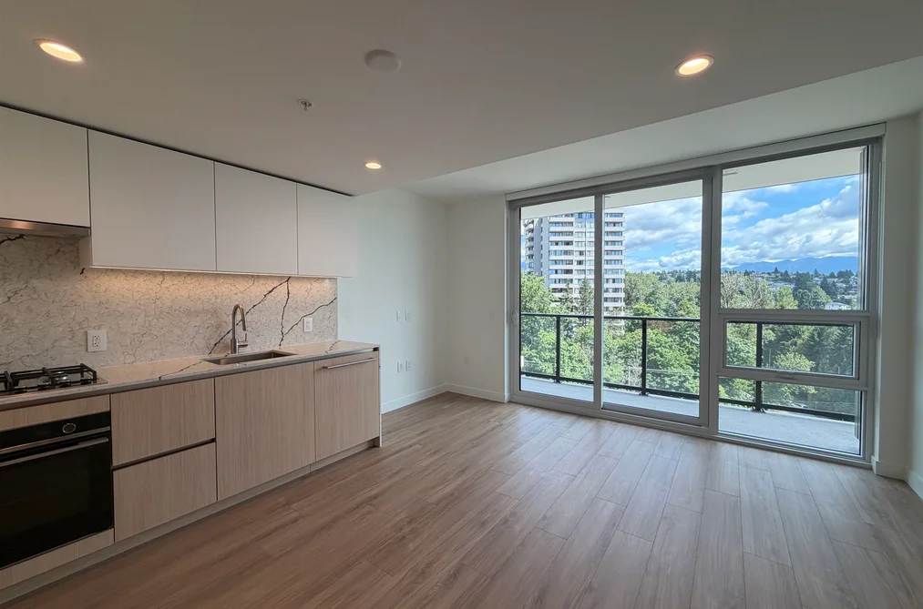 1103 2135 SPRINGER AVENUE, Burnaby BC V5B 3K4, Burnaby BC — Residential for Sale - Photo 2