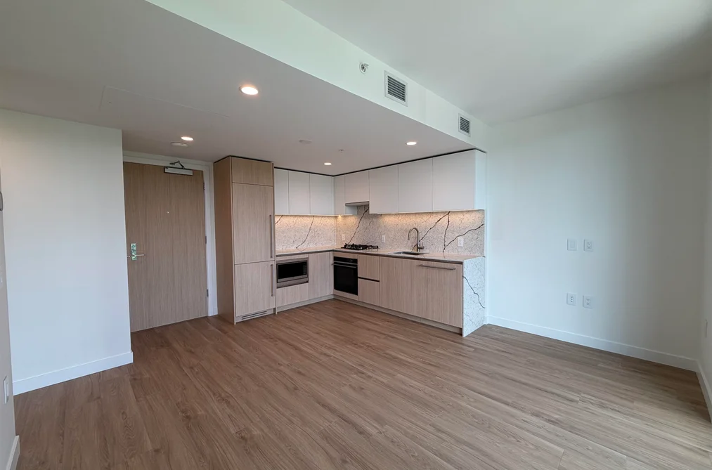 1103 2135 SPRINGER AVENUE, Burnaby BC V5B 3K4, Burnaby BC — Residential for Sale — Photo 3 of 26
