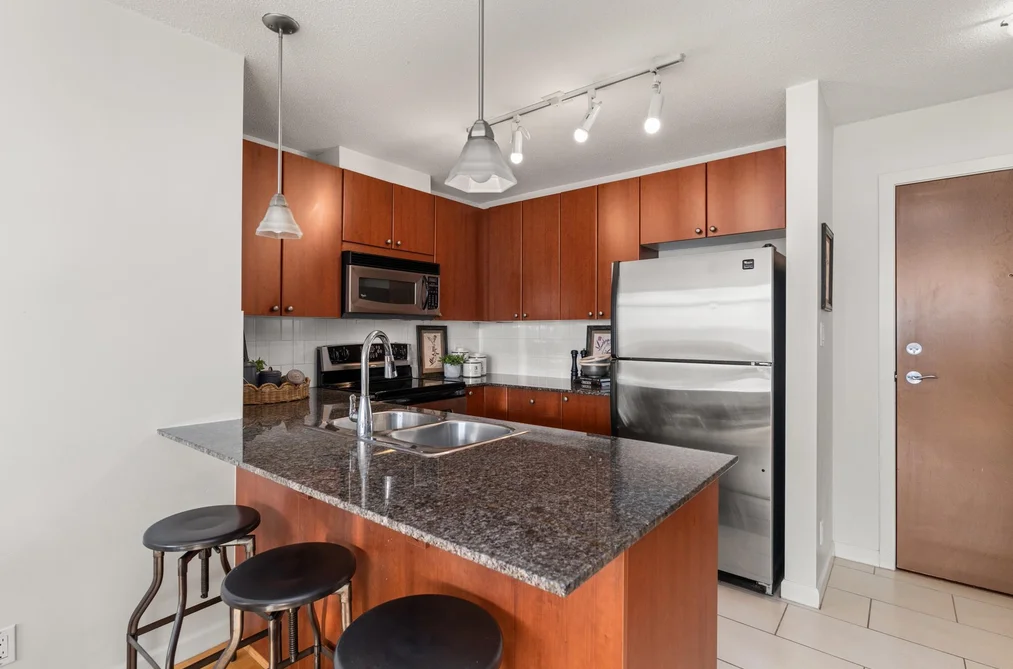 1103 610 VICTORIA STREET, New Westminster BC V3M 0A5, New Westminster BC — Residential for Sale - Photo 6