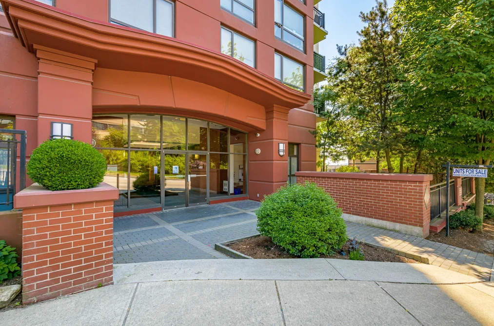 1103 814 ROYAL AVENUE, New Westminster BC V3M 1J9, New Westminster BC — Residential for Sale - Photo 3