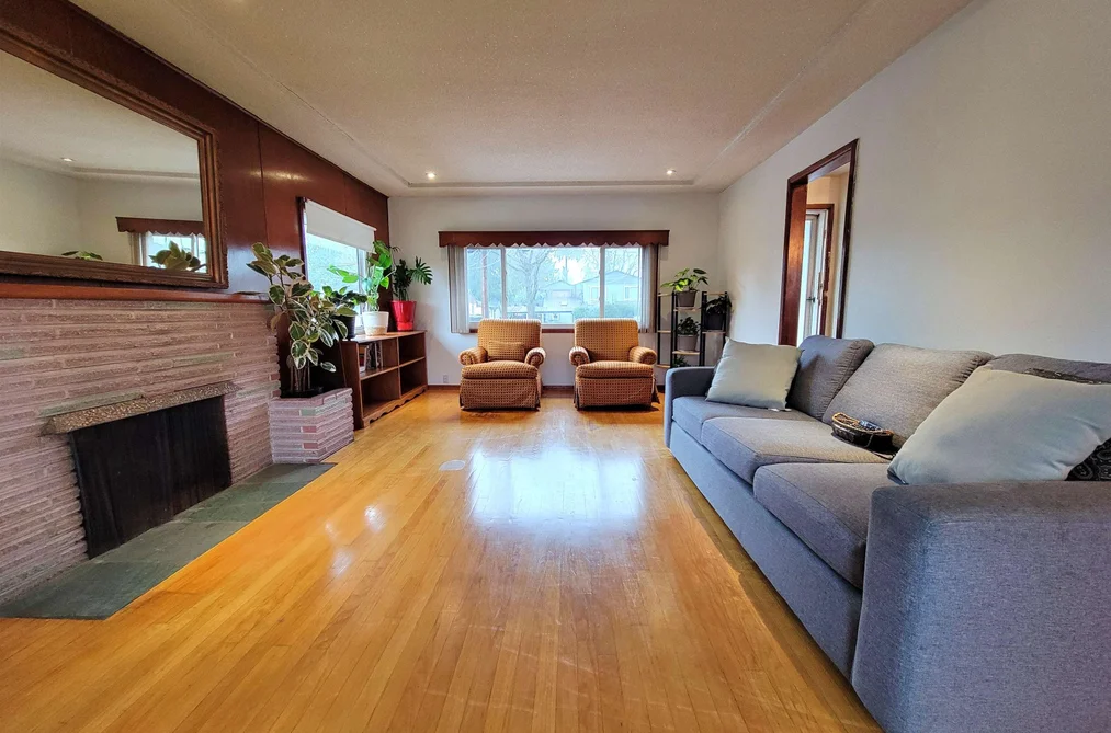 11037 131 STREET, Surrey BC V3T 3P8, Surrey BC — Residential for Sale - Photo 2