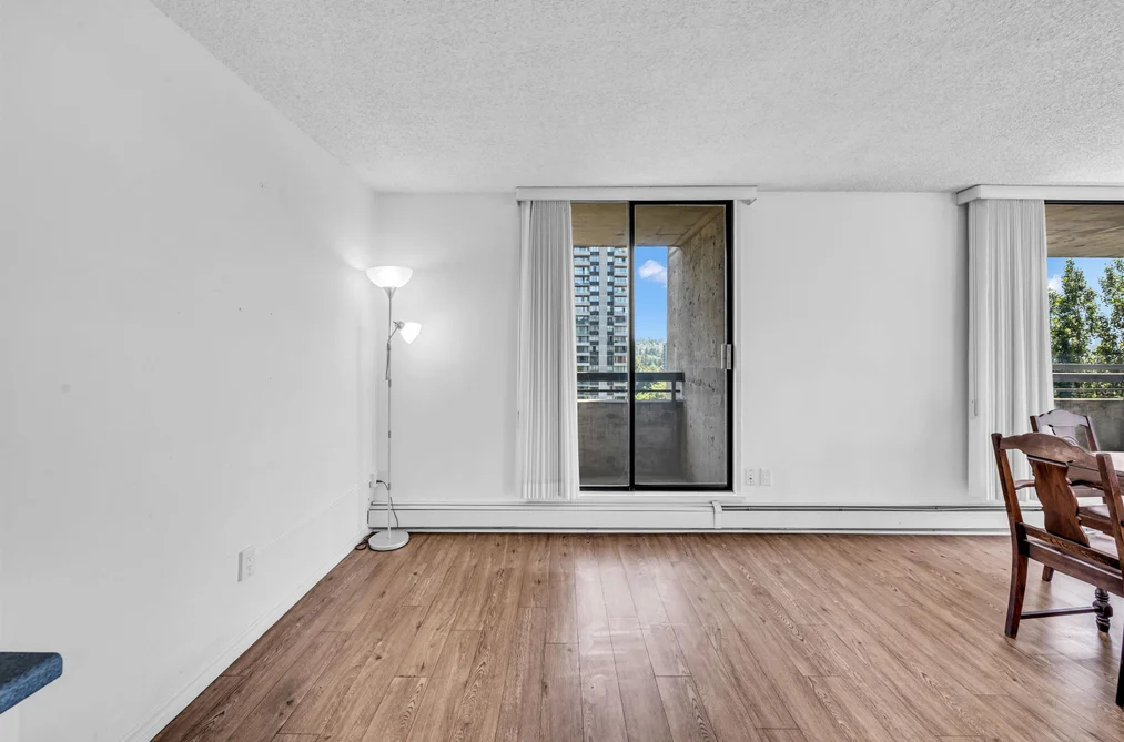1104 3737 BARTLETT COURT, Burnaby BC V3J 7E3, Burnaby BC — Residential for Sale - Photo 2